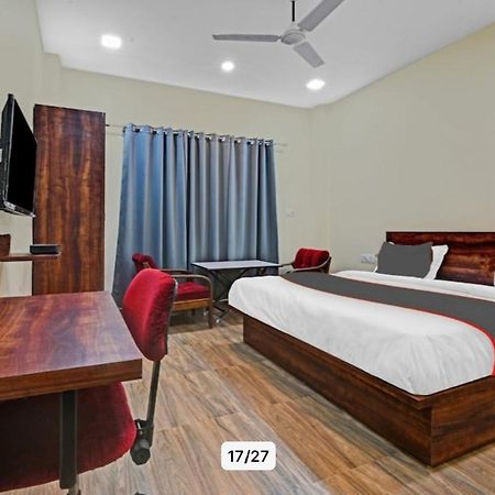 Hotel Manorama Inn Lucknow Exteriör bild